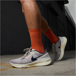 NIKE Air Zoom Structure 25 Laufschuhe Herren 009 - lt iron ore/thunder blue-total orange 42