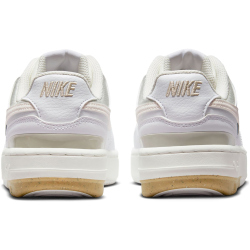 NIKE Gamma Force Sneaker Damen