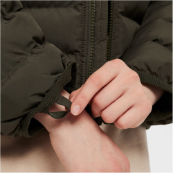 NIKE Sportswear Loose leichte Steppjacke Kinder 325 -...