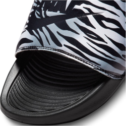 NIKE Victori One Print Badelatschen Damen 011 -...