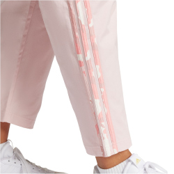 adidas Sportswear Essentials Camo-Print 3-Streifen Twill...