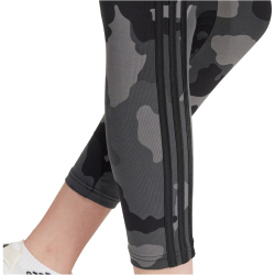 adidas Sportswear Essentials 3-Streifen Camo Print...