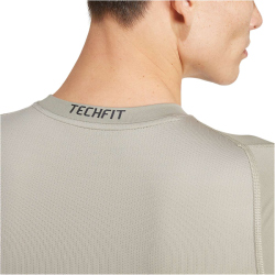adidas TECHFIT Compression Trainingsshirt Herren