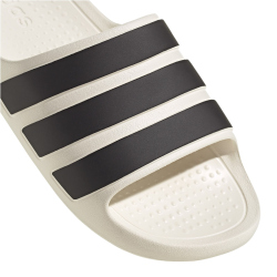 adidas adilette Flow Badelatschen Herren 08S1 - owhite/cblack/owhite 37