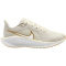 NIKE Pegasus 41 Laufschuhe Damen 005 - phantom/metallic gold-light pumice-sail 42.5