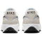 NIKE Waffle Debut Sneaker Herren 100 - white/black-phantom-summit white 38.5