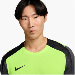 NIKE Strike Dri-FIT kurzarm Fußball Trainingsshirt...