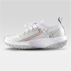 UYN Urban Trail New Re-Make Sneaker mit weißer Sohle Herren