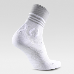 UYN Runners One Short Grip Laufsocken Herren W000 - white...