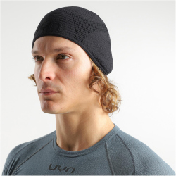 UYN Brain Biomorph Unterhelmmütze B000 - black 1...
