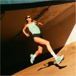 PUMA Raceday Ultraspun Lauf-Singlet Damen