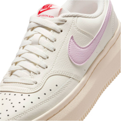 NIKE Court Vision Alta Sneaker Damen