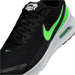 NIKE Air Max Nuaxis Sneaker Herren