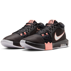 NIKE LeBron Witness VIII Basketballschuhe Herren