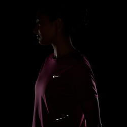 NIKE Swift Dri-FIT kurzarm Laufshirt Damen