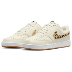 NIKE Court Vision Sneaker Damen