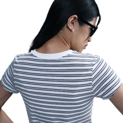 NIKE Sportswear Chill Knit T-Shirt Damen 100 - white M