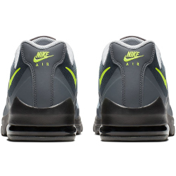 NIKE Air Max Invigor Sneaker Herren