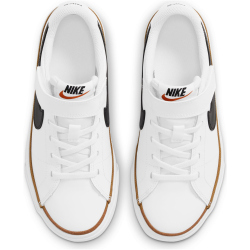 NIKE Court Legacy Sneaker Jungen 102 - white/black-desert ochre-gum light brown 33