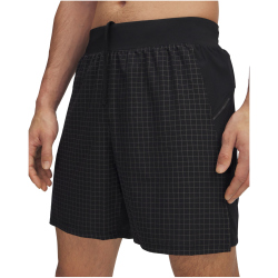 UNDER ARMOUR Launch Pro 7" Novelty Laufshorts Herren 001 - black/black/reflective M