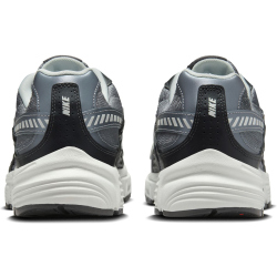 NIKE Initiator Sneaker Herren