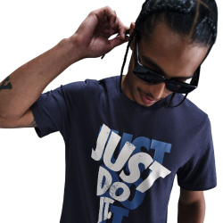 NIKE Sportswear T-Shirt Herren