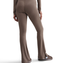 NIKE Sportswear Chill Knit Mini-Rib Flared Leggings Damen