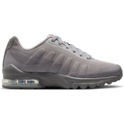 NIKE Air Max Invigor Print Sneaker