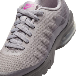 NIKE Air Max Invigor Print Sneaker