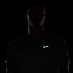 NIKE Stride Dri-FIT ADV kurzarm Laufshirt Herren 084 - smoke grey/htr/reflective silv M