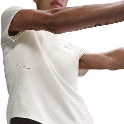 NIKE Swift Dri-FIT kurzarm Laufshirt Damen 133 - sail/reflective silv S