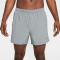 NIKE Challenger Dri-FIT 5" 2in1 Versatile Shorts Herren 084 - smoke grey/dk smoke grey/reflective silv S