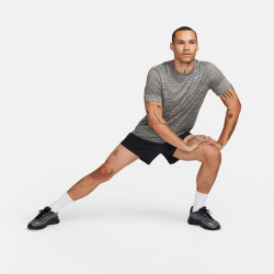NIKE Dri-FIT Fitness T-Shirt Herren 068 - iron...