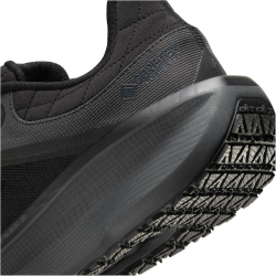 NIKE Winflo 11 GORE-TEX Weatherized Laufschuhe Herren 001 - black/black-anthracite 39