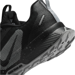 NIKE Juniper Trail 3 Trailrunning-Schuhe Damen 001 - black/black-wolf grey-photon dust 38.5