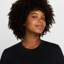 NIKE One Dri-FIT Slim-Fit kurzarm Trainingsshirt Damen 010 - black XS
