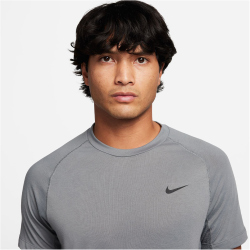 NIKE Flex Rep Dri-FIT kurzarm Fitnessshirt Herren 084 -...