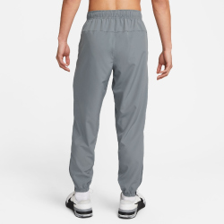 NIKE Form Slim Vielseitige Trainingshose Herren 084 -...