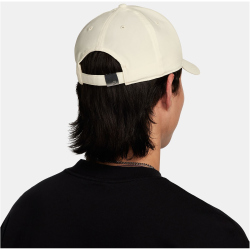 NIKE Club Dri-FIT Cap mit Metalllogo 113 - coconut milk/metallic silver L/XL