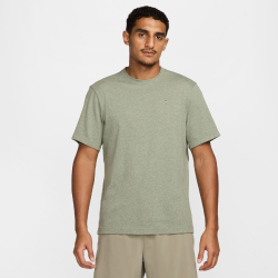 NIKE Dri-FIT Primary kurzarm Fitnessshirt Herren 320 -...