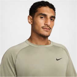 NIKE Dri-FIT Ready kurzarm Fitnessshirt Herren 320 -...