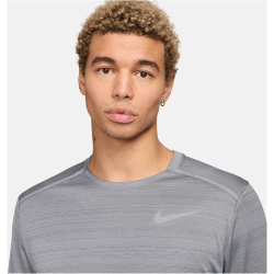 NIKE Miler Dri-FIT langarm Laufshirt Herren 085 - smoke...