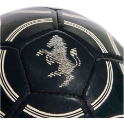 adidas Juventus Turin Club Heim Freizeitball 2025/26...