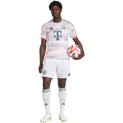 adidas FC Bayern München Auswärtsshorts 2025/26 Herren
