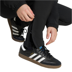 adidas Juventus Turin Competition Vis Tech Trainingshose...