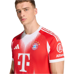 adidas FC Bayern München Authentic Heimtrikot...