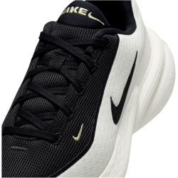 NIKE Uplift SC Sneaker Herren