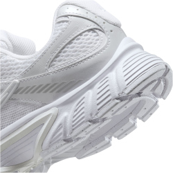 NIKE V5 RNR Sneaker Damen