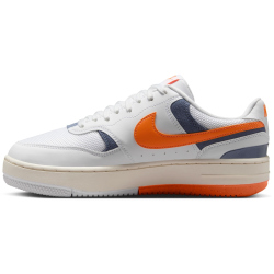 NIKE Gamma Force Sneaker Damen