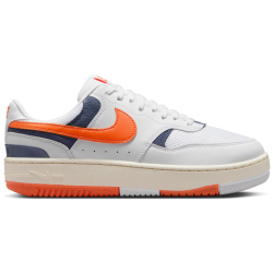 NIKE Gamma Force Sneaker Damen